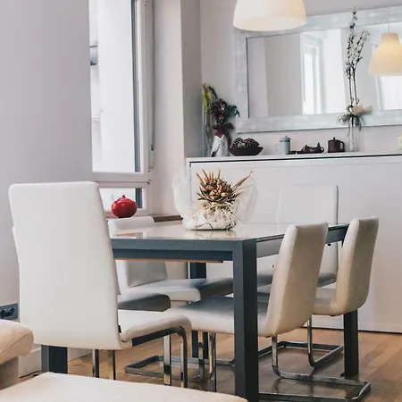 Apartment Nerbioi By People *